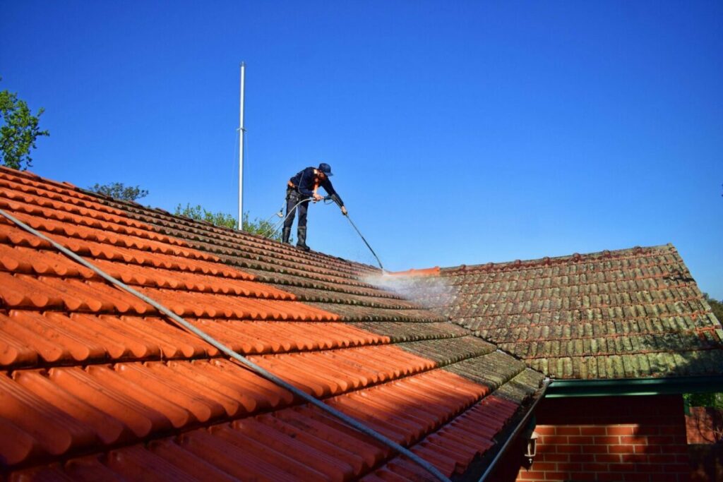 clear wash roof gutter cleaning sydney 9 scaled 1 1200x800